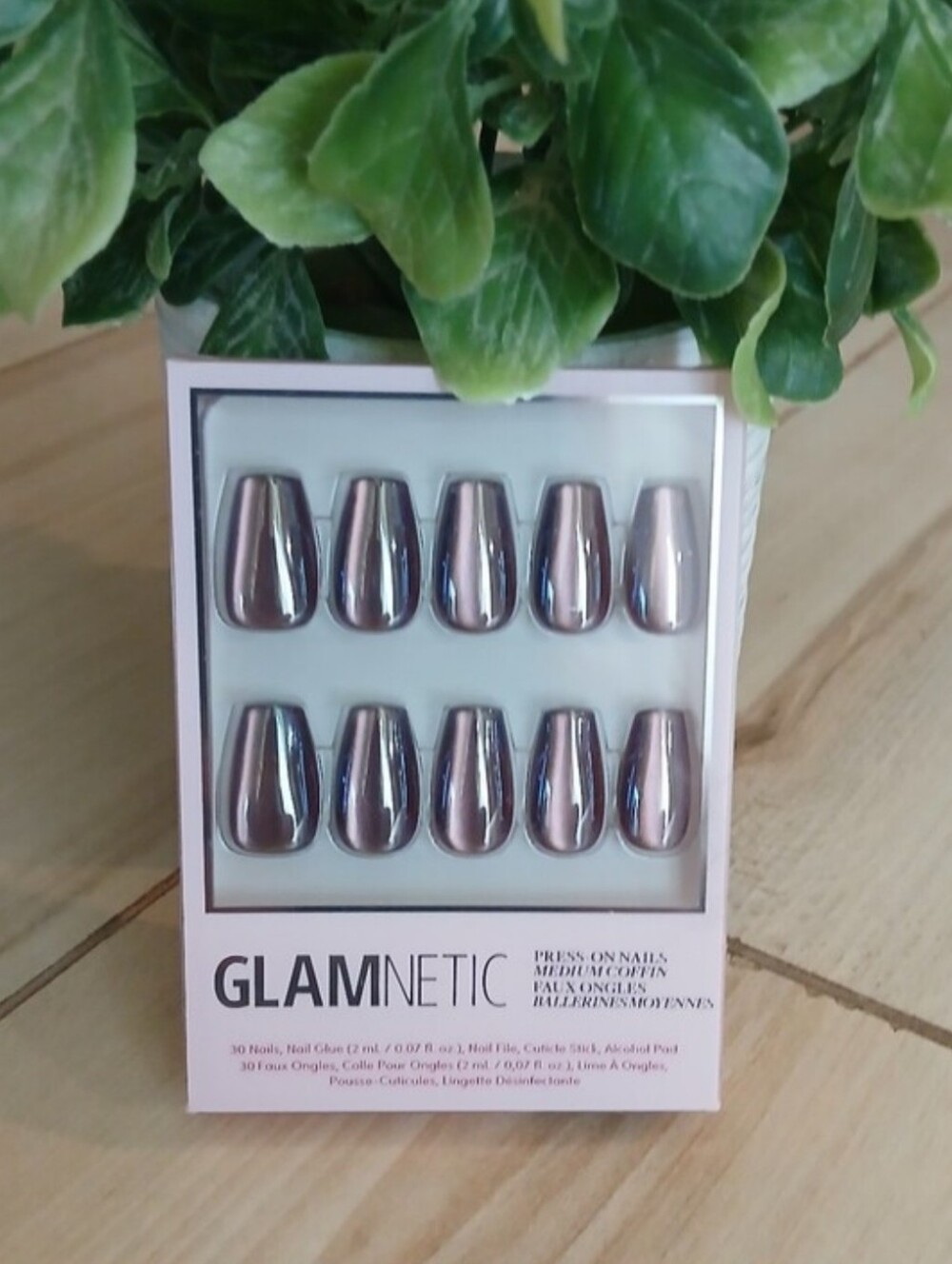 NWT Glamnetic Press On Nails In A Medium Coffin ~ Espresso Glow